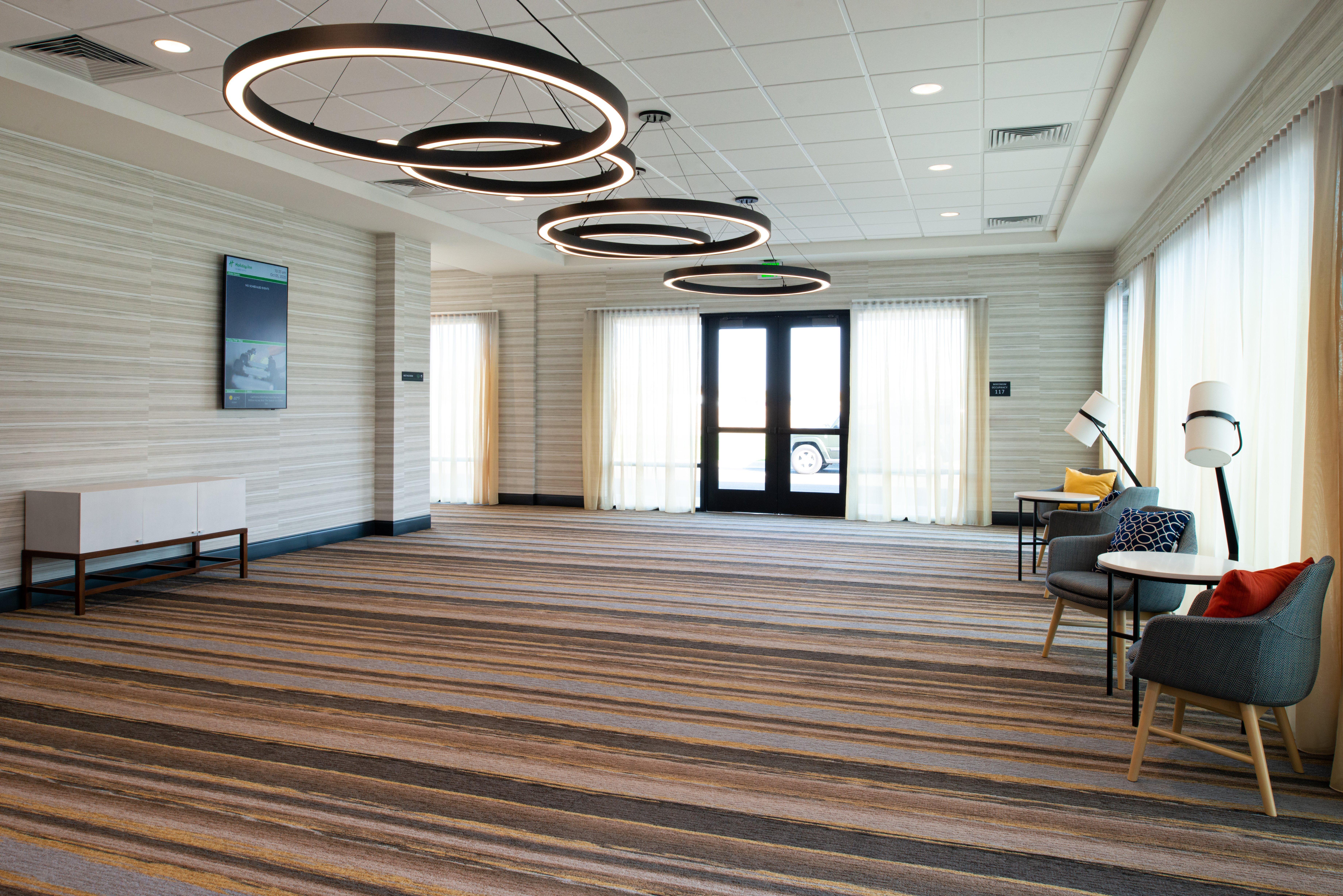 Holiday Inn & Suites - Idaho Falls By Ihg Exterior photo
